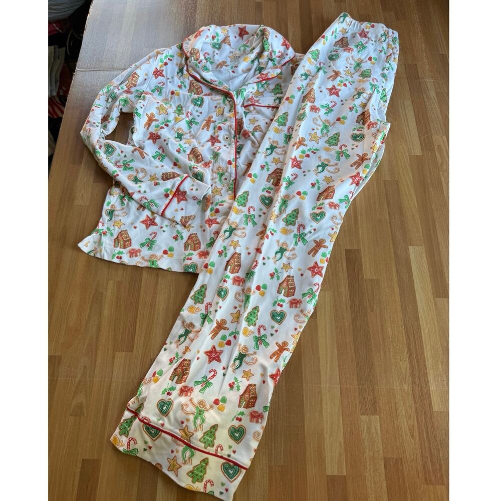Roller Rabbit Gingerbread Party Long Sleeve Polo Pajamas. Size xxs